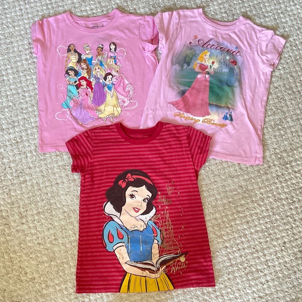 DISNEY PRINCESS girls t-shirts - size 10/12
